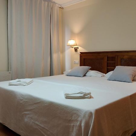 Cabalo Furado Tui Hotel Buitenkant foto