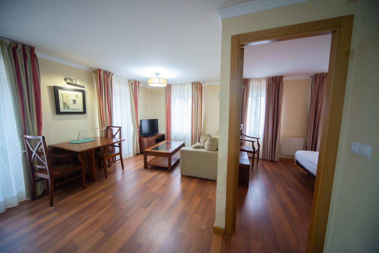 Cabalo Furado Tui Hotel Buitenkant foto