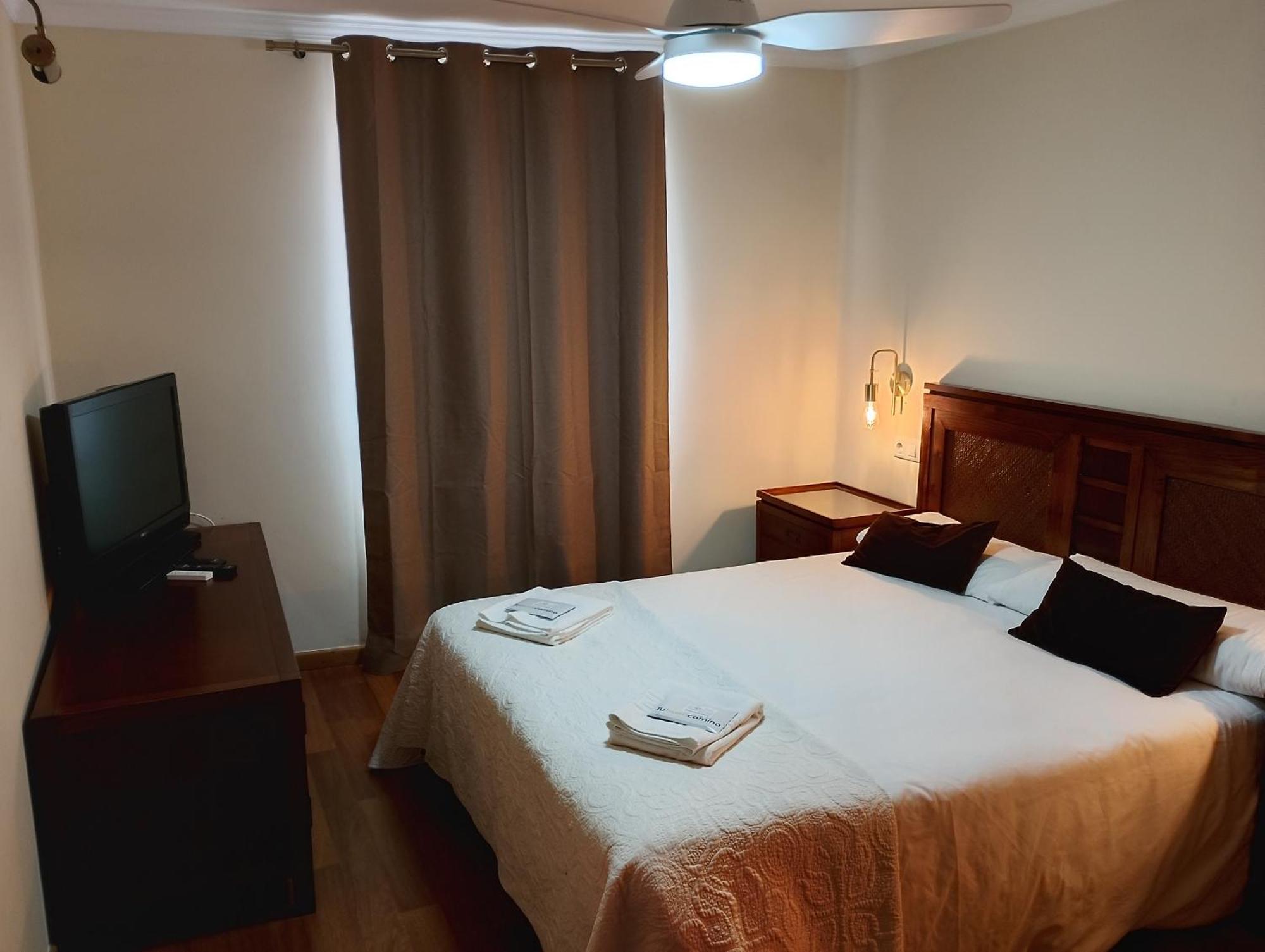 Cabalo Furado Tui Hotel Buitenkant foto